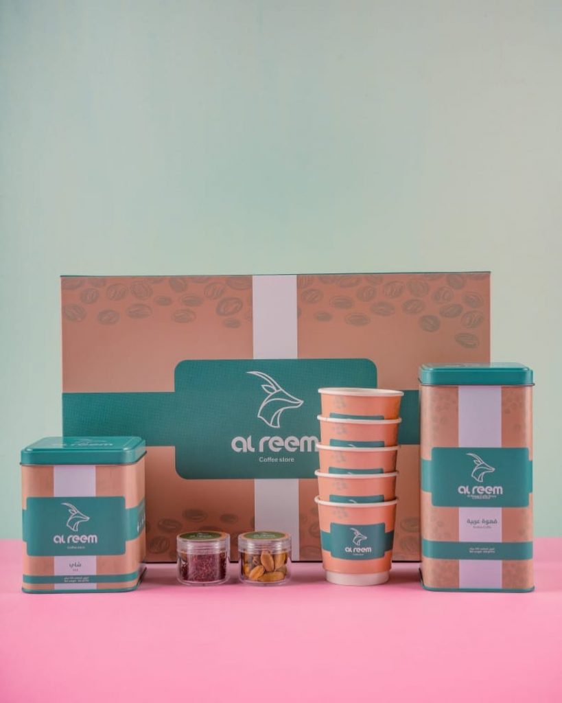Alreem coffee store Coffee and Tea Gift Package with Glasses and Saffron and Cardamom